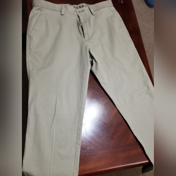 Haggar Men's Action Khaki Pants - Picture 10 of 11